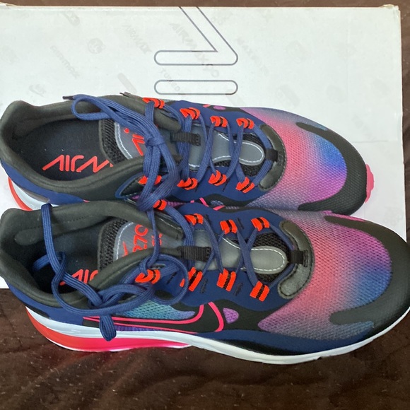 Nike Air Max 270 React SE women’s size 8 - Picture 3 of 9